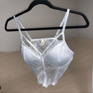 Bozzolo Padded Lace Top - Size L in Women